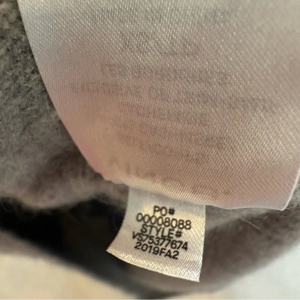 Vince Funnel Neck Cashmere Sweater XS Gray Minimalist Feminine Normcore - Picture 7 of 7